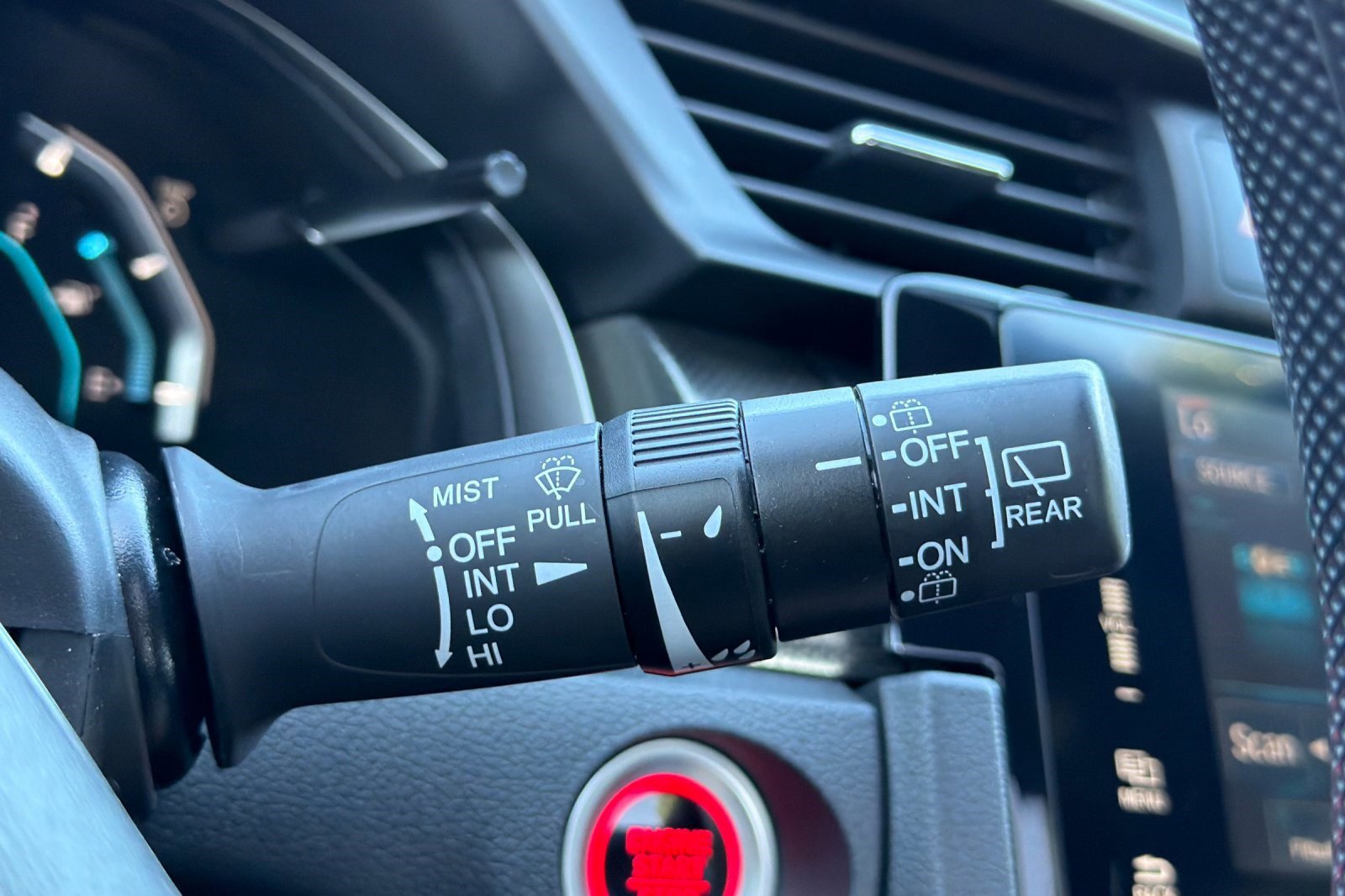 Used 2018 Honda Civic EX image 32