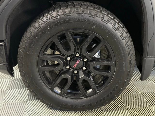 Used 2025 GMC Sierra 1500 Elevation w/ Preferred Package image 11