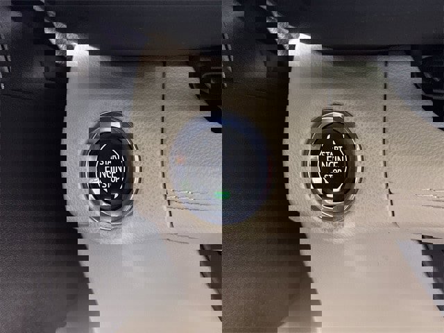 Used 2023 Buick Envision Avenir image 17