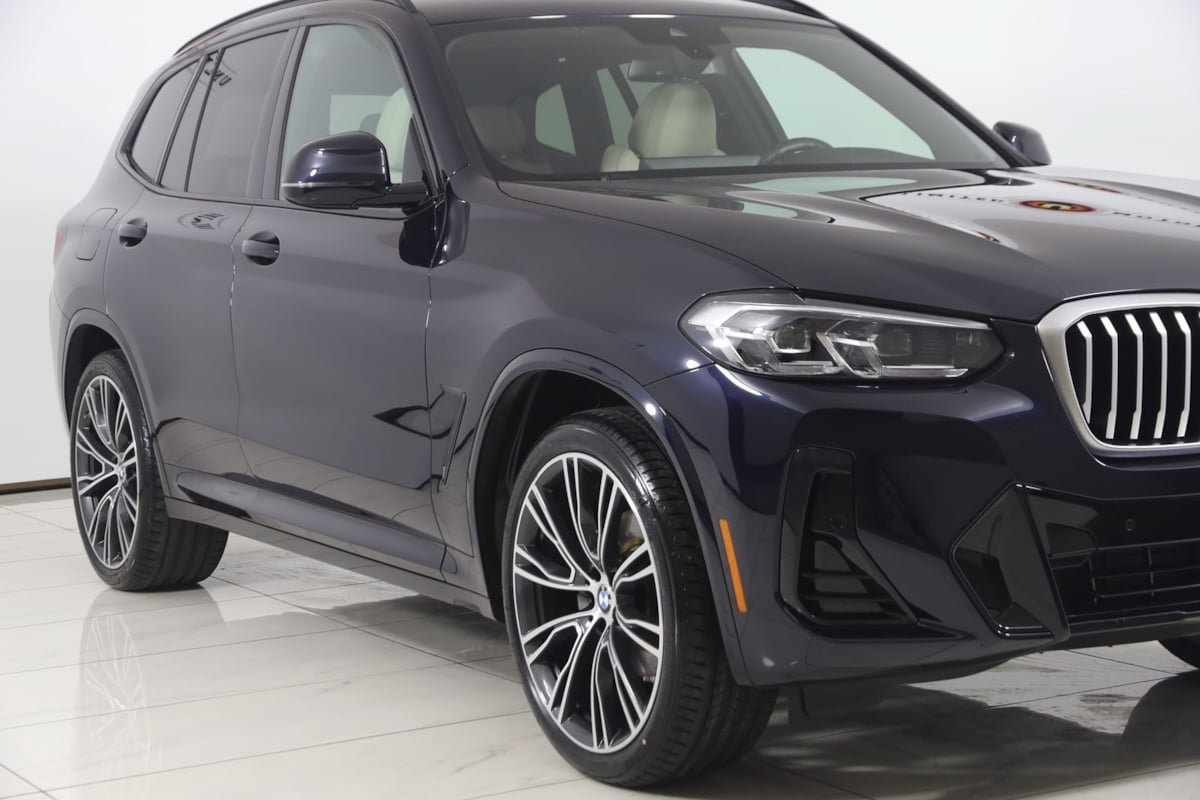 Used 2023 BMW X3 xDrive30i w/ M Sport Package AWD/4WD image 39