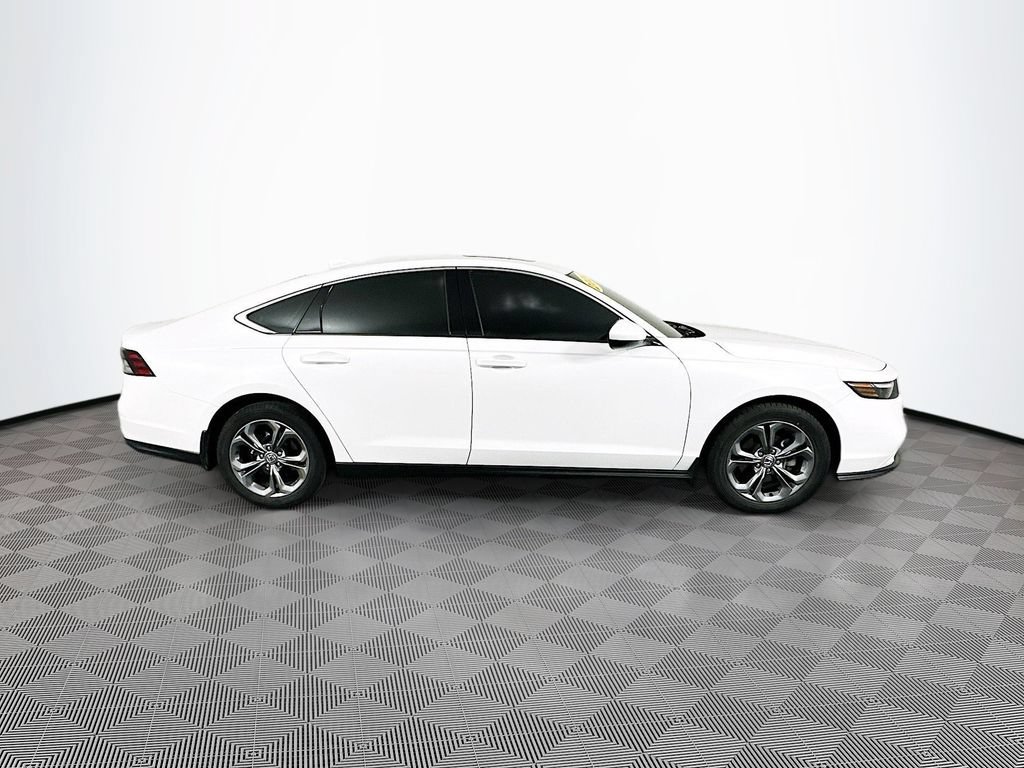 Used 2024 Honda Accord EX image 11