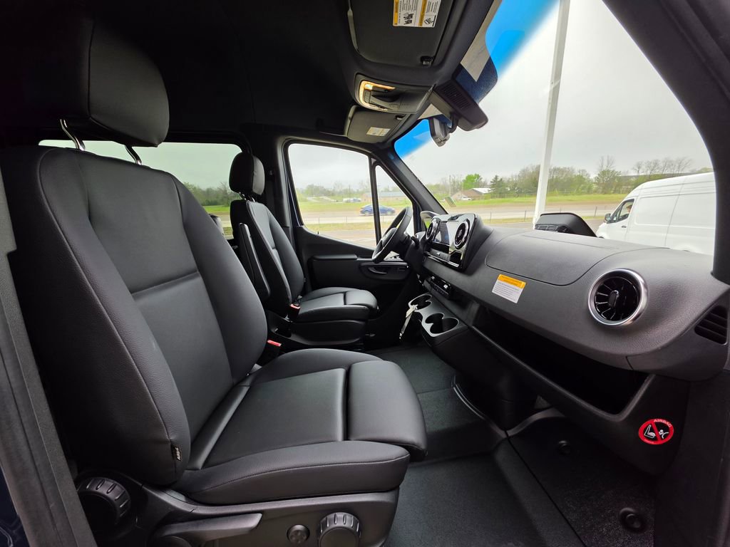 New 2026 Mercedes-Benz Sprinter 2500 image 17