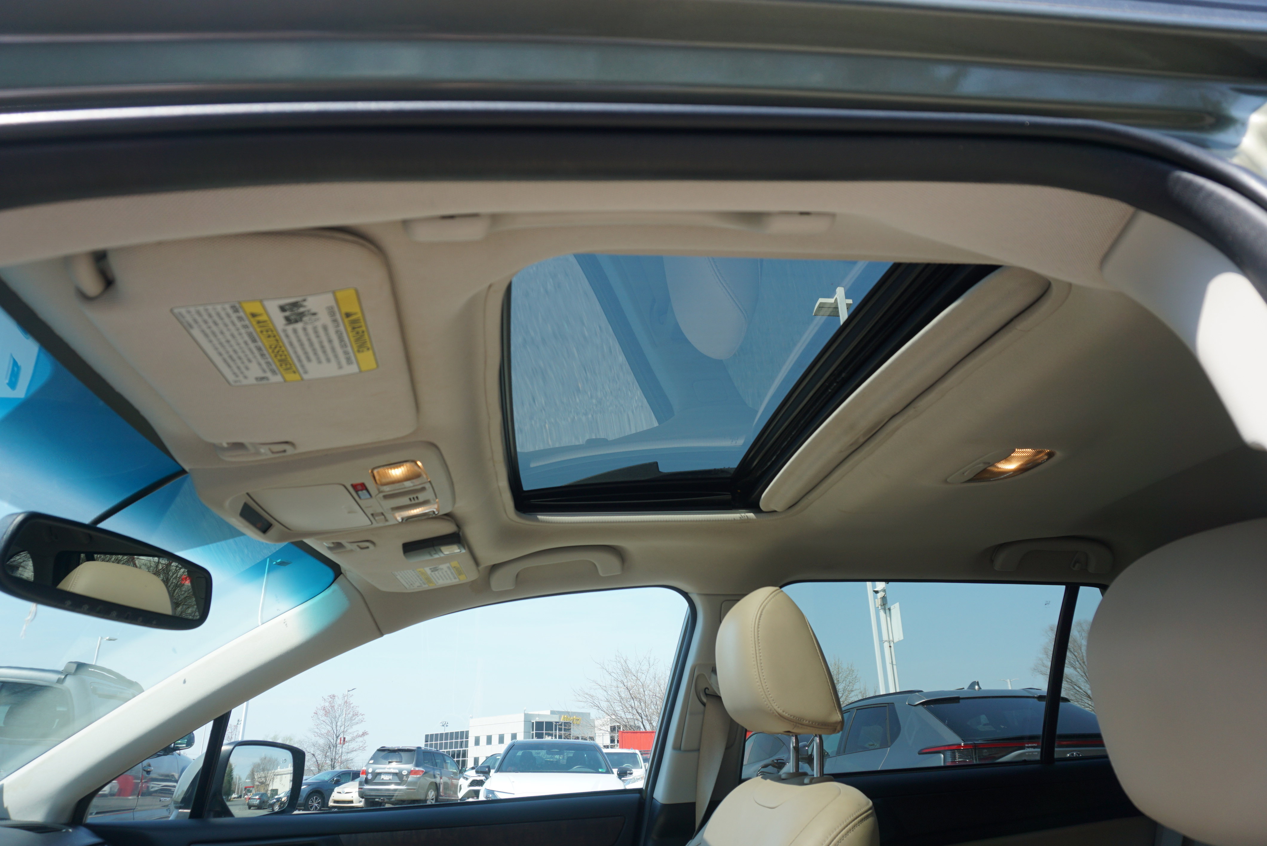 Used 2016 Subaru Outback 2.5i Limited image 8