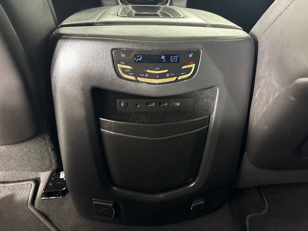 Used 2019 Cadillac Escalade Luxury AWD/4WD image 49