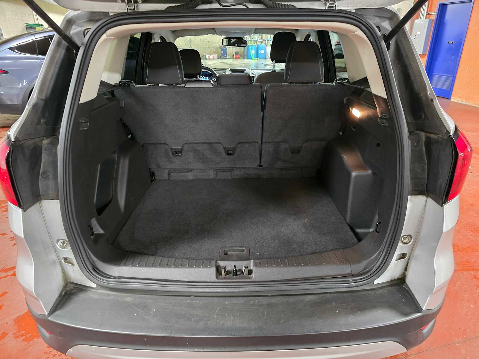 Used 2019 Ford Escape SE image 13