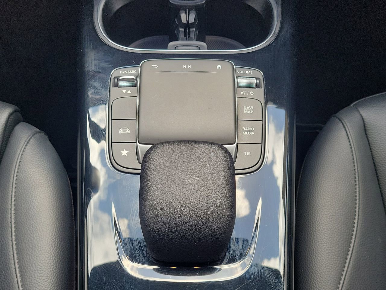 Used 2022 Mercedes-Benz A 220 image 19