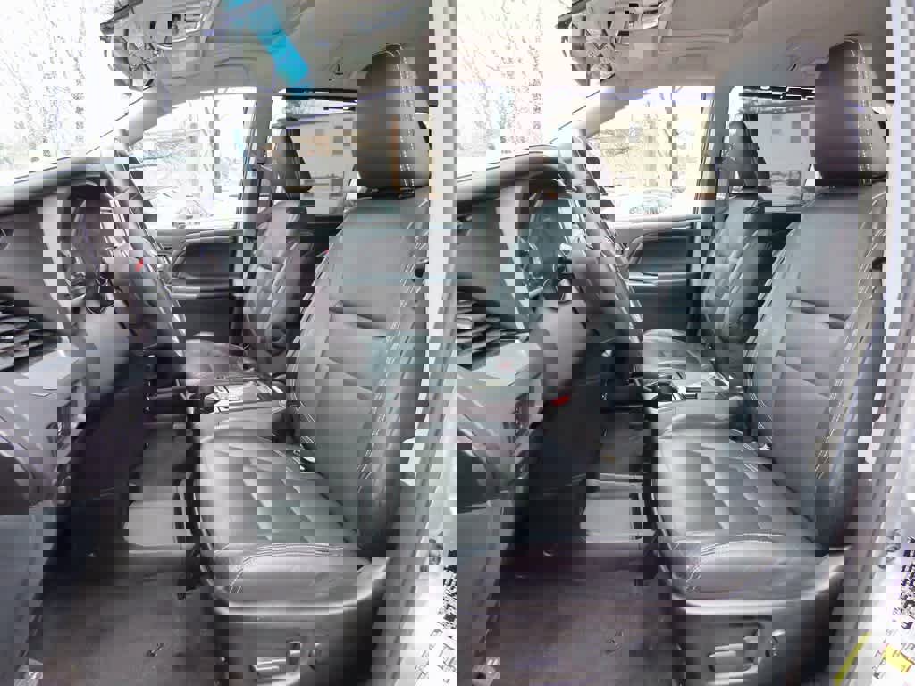 Used 2017 Toyota Sienna SE image 14