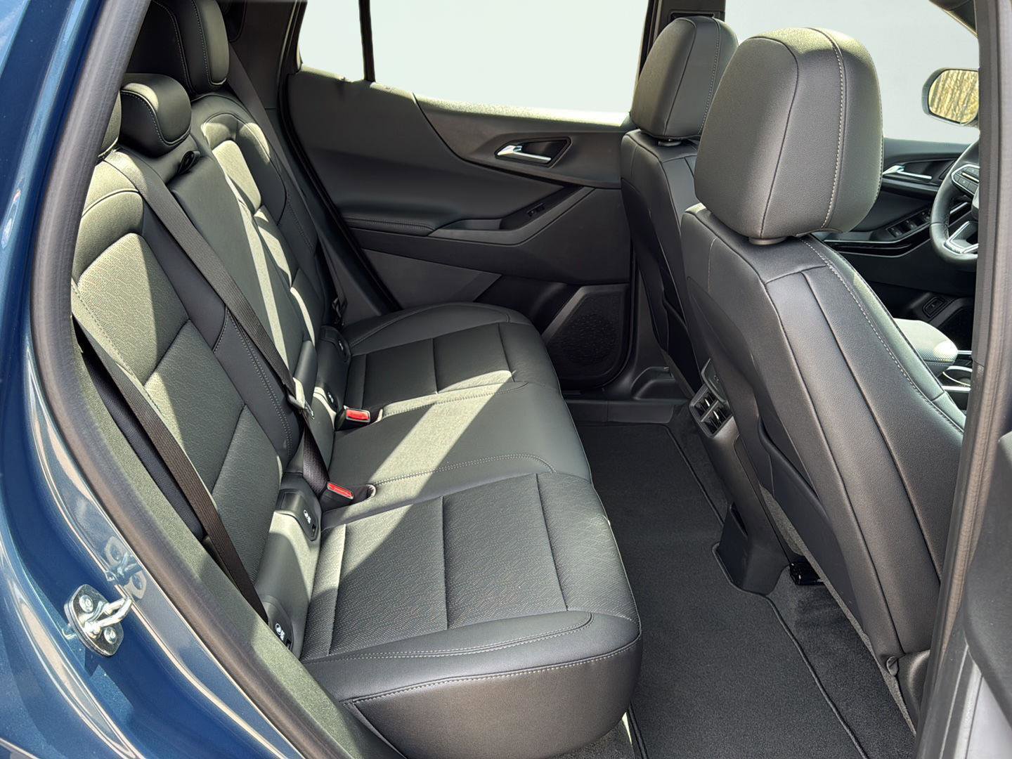 New 2026 Chevrolet Equinox LT image 25