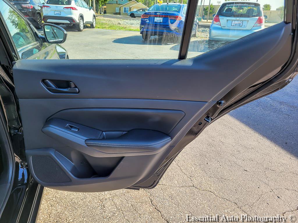 Used 2025 Nissan Altima 2.5 SV FWD image 30