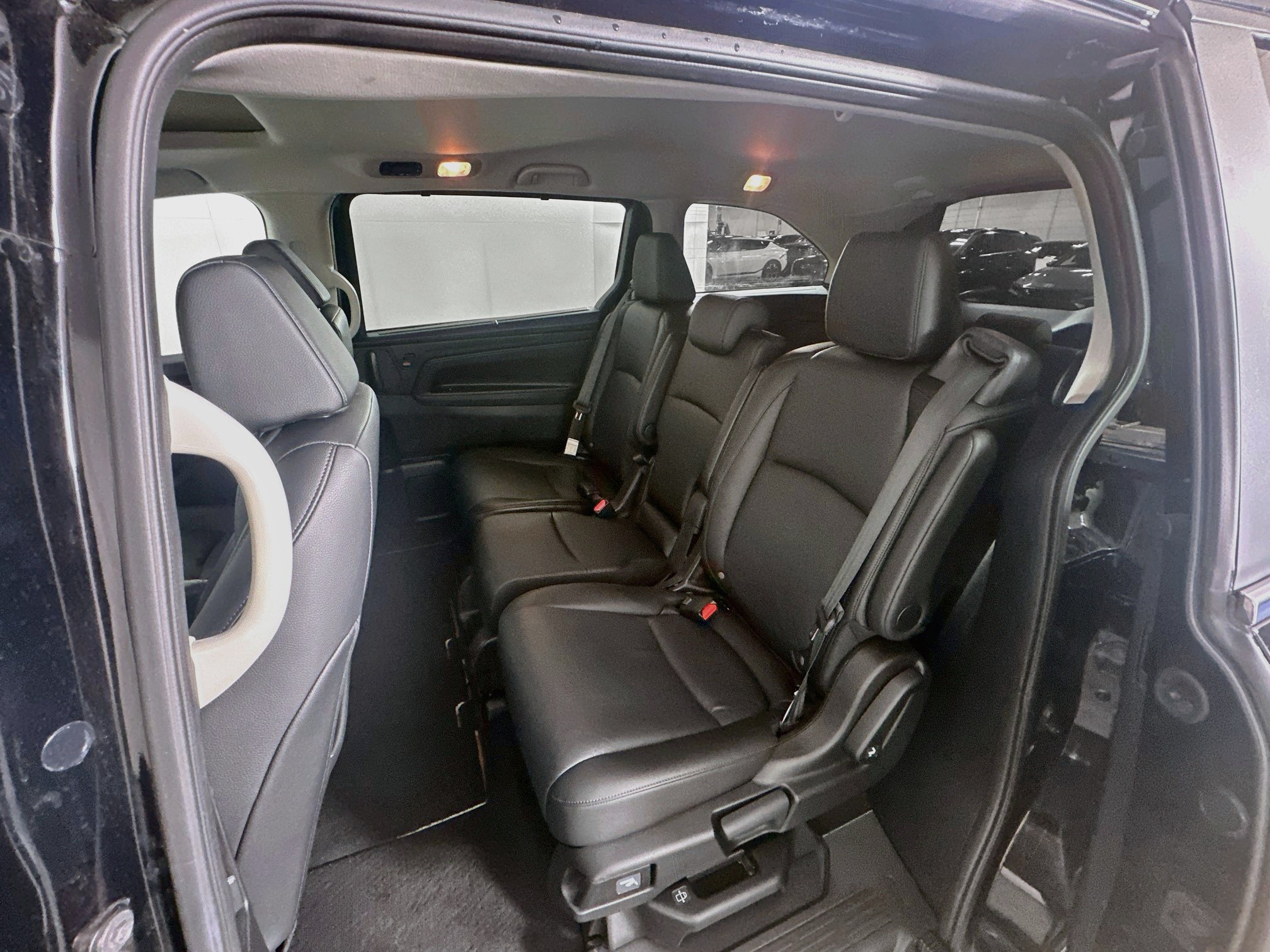 Used 2025 Honda Odyssey EX-L image 28