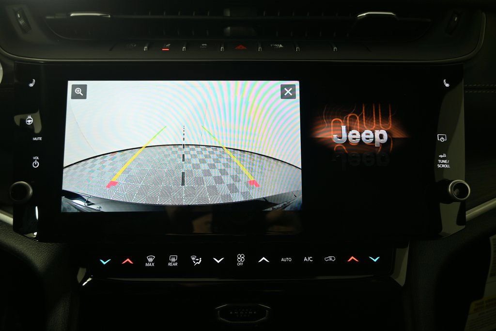 New 2026 Jeep Grand Cherokee Laredo image 27