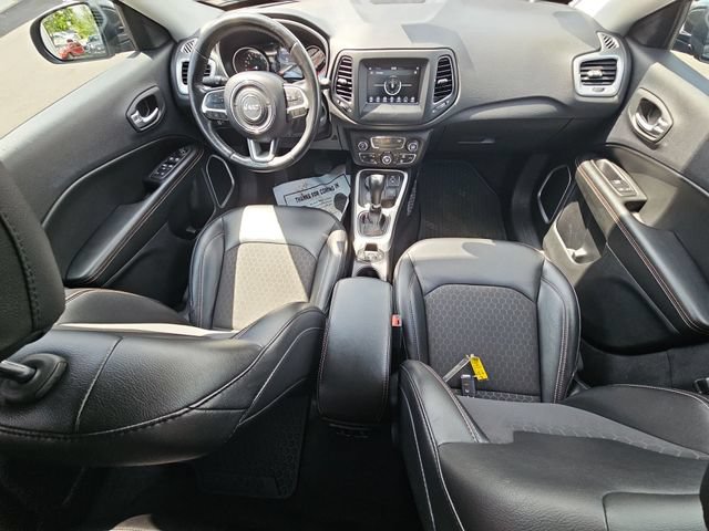 Used 2019 Jeep Compass Latitude w/ Cold Weather Group AWD/4WD image 22