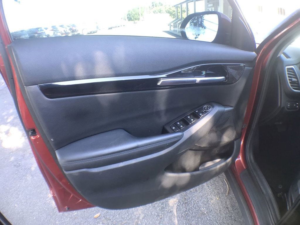 Used 2023 Kia Seltos S FWD image 12