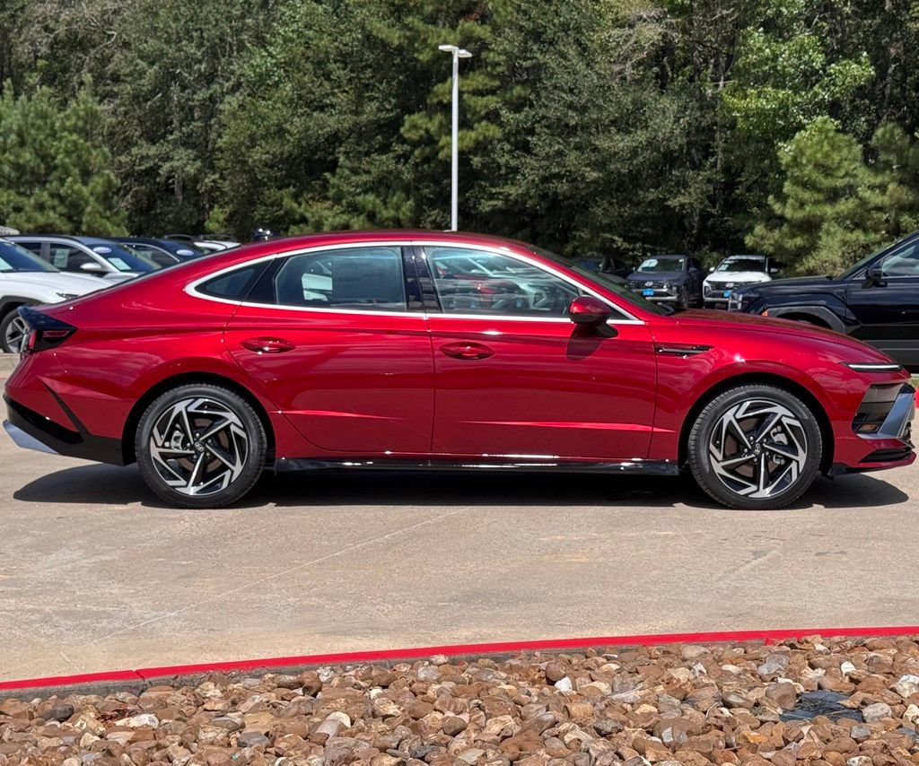 New 2026 Hyundai Sonata SEL FWD image 10