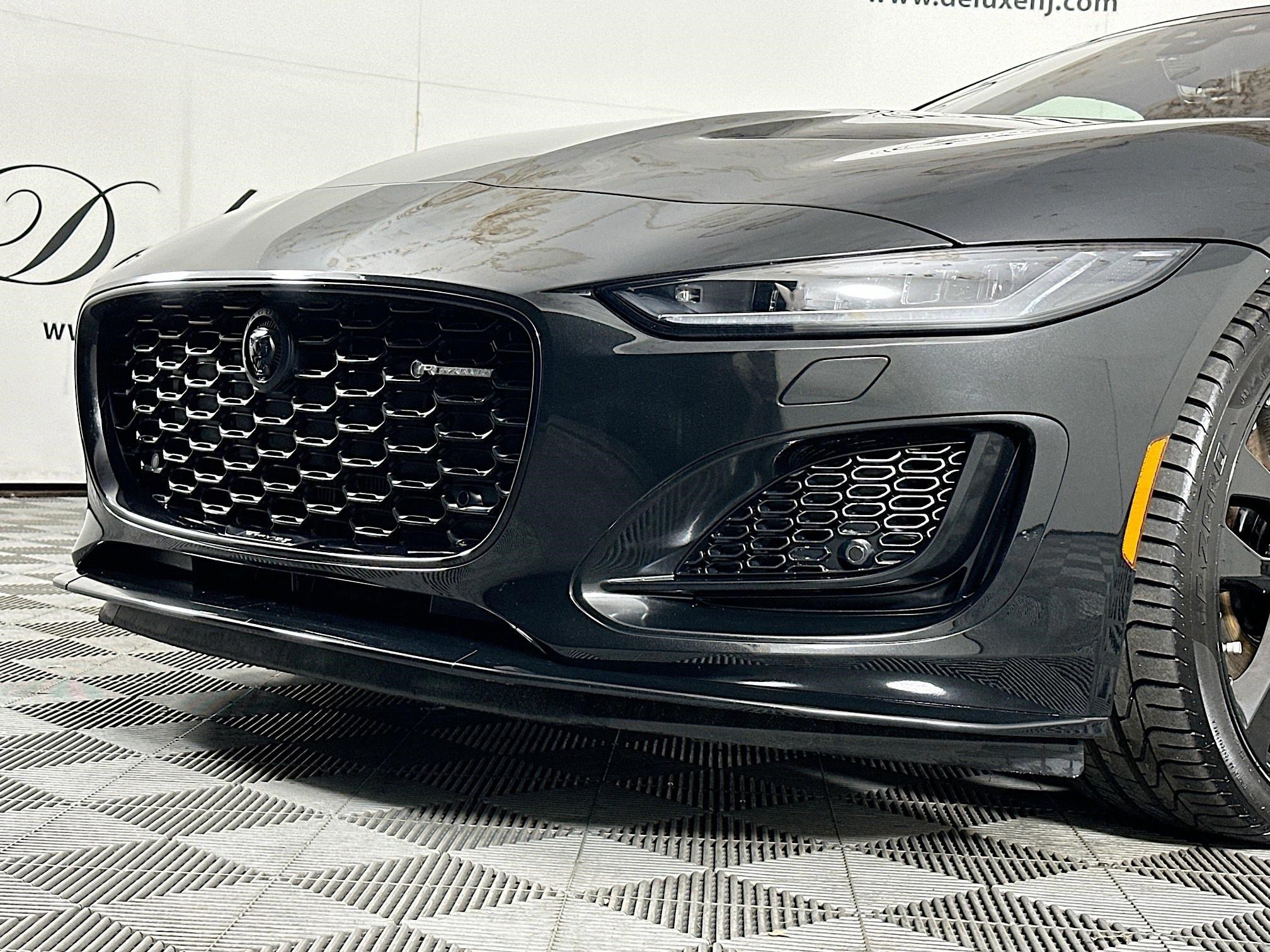 Used 2024 Jaguar F-TYPE R-Dynamic RWD image 29