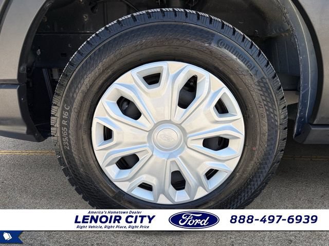 Used 2024 Ford E-Transit 148 High Roof RWD image 9