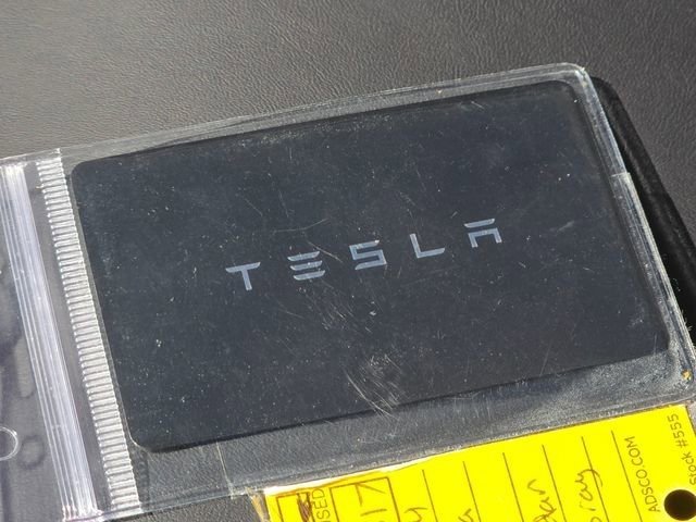 Used 2024 Tesla Model Y Long Range image 39