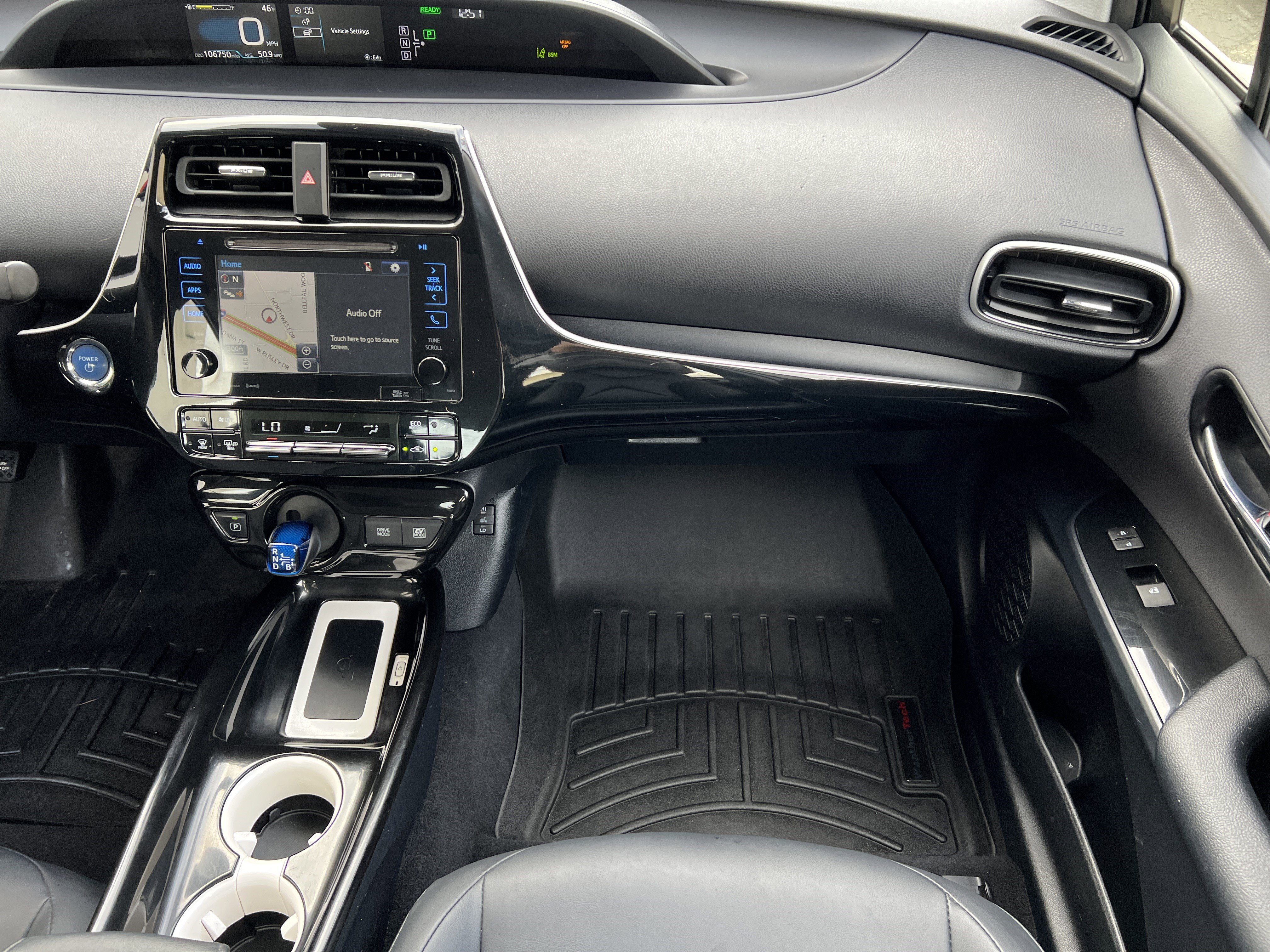 Used 2016 Toyota Prius Four w/ Advanced Technology Package image 34