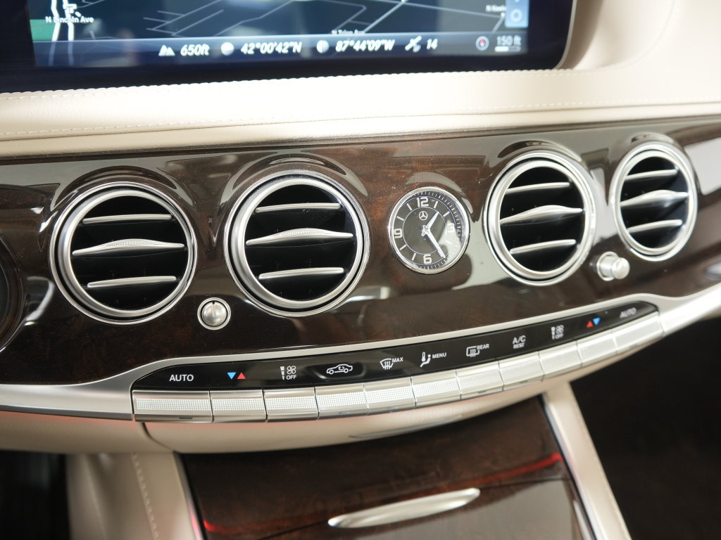 Used 2020 Mercedes-Benz S 560 4MATIC Sedan image 23
