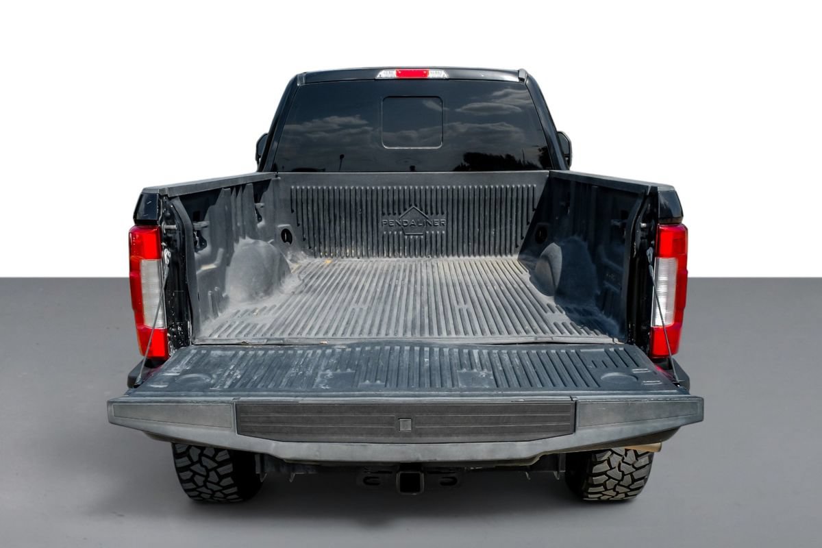 Used 2019 Ford F250 Lariat w/ Lariat Ultimate Package AWD/4WD image 59