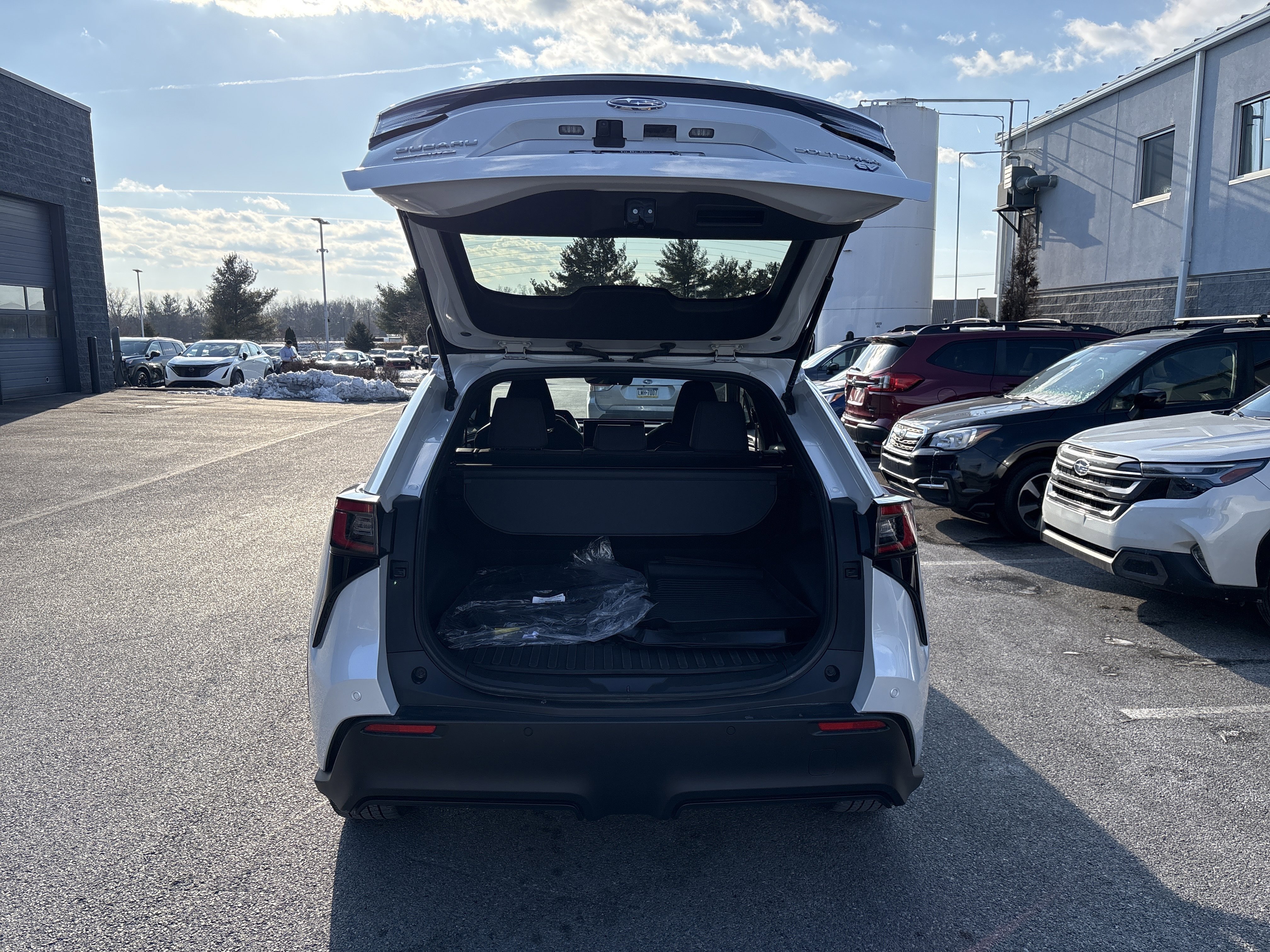 Used 2025 Subaru Solterra Premium w/ Premium Convenience Package image 12