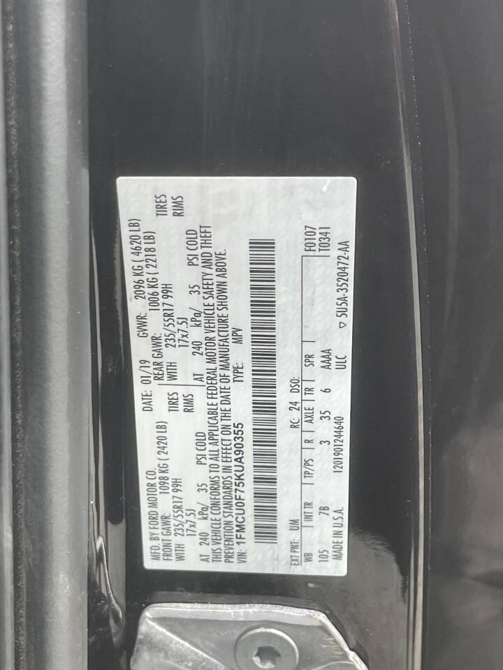 Used 2019 Ford Escape S FWD image 22