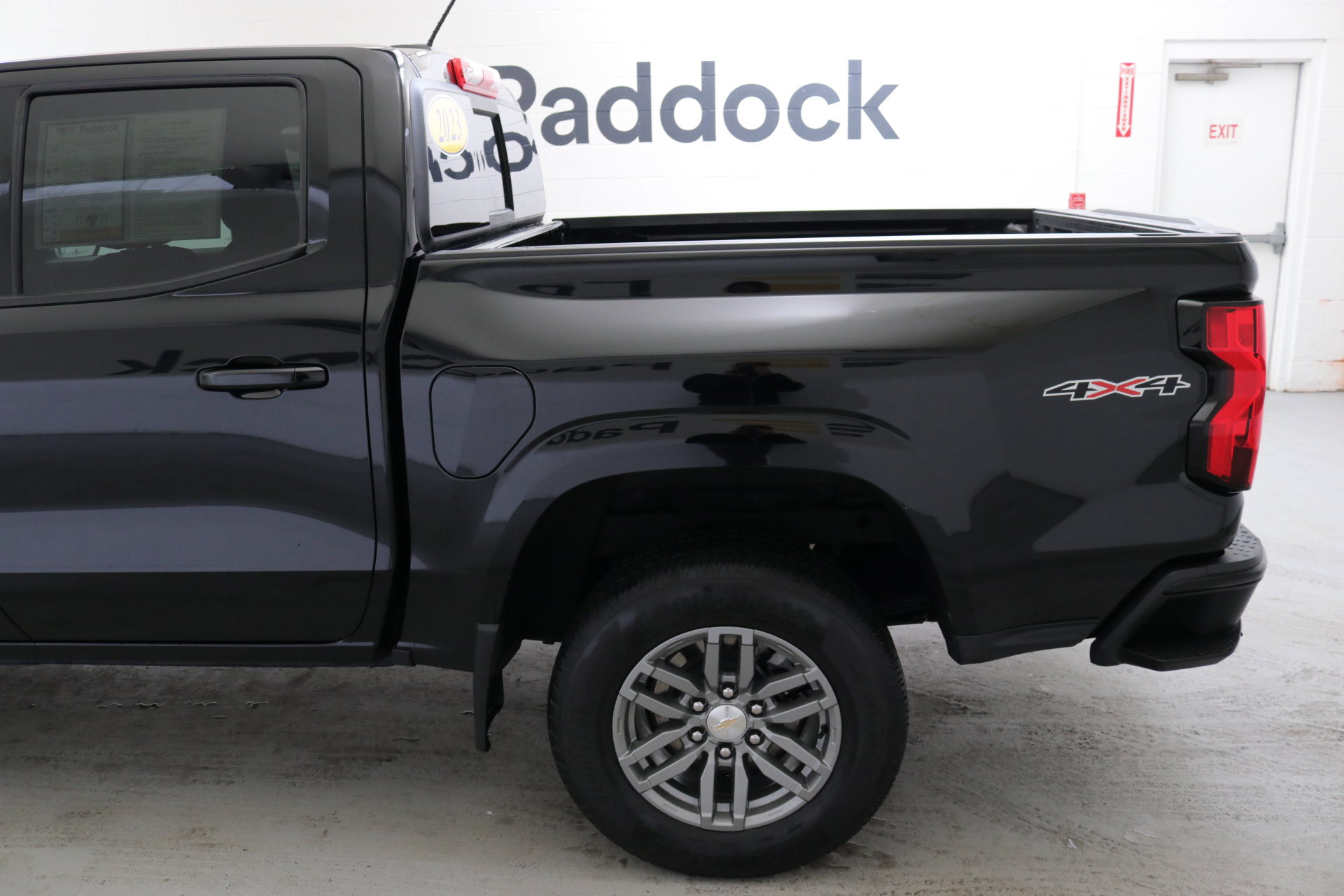 Used 2023 Chevrolet Colorado LT w/ LT Convenience Package II image 6