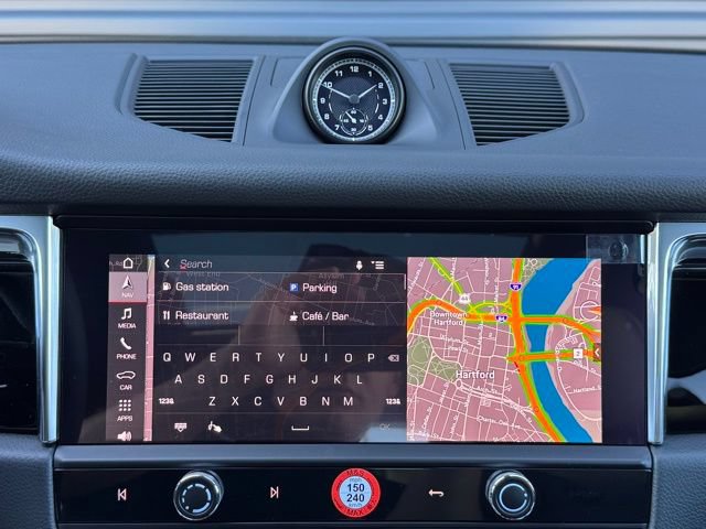 New 2026 Porsche Macan AWD/4WD image 24