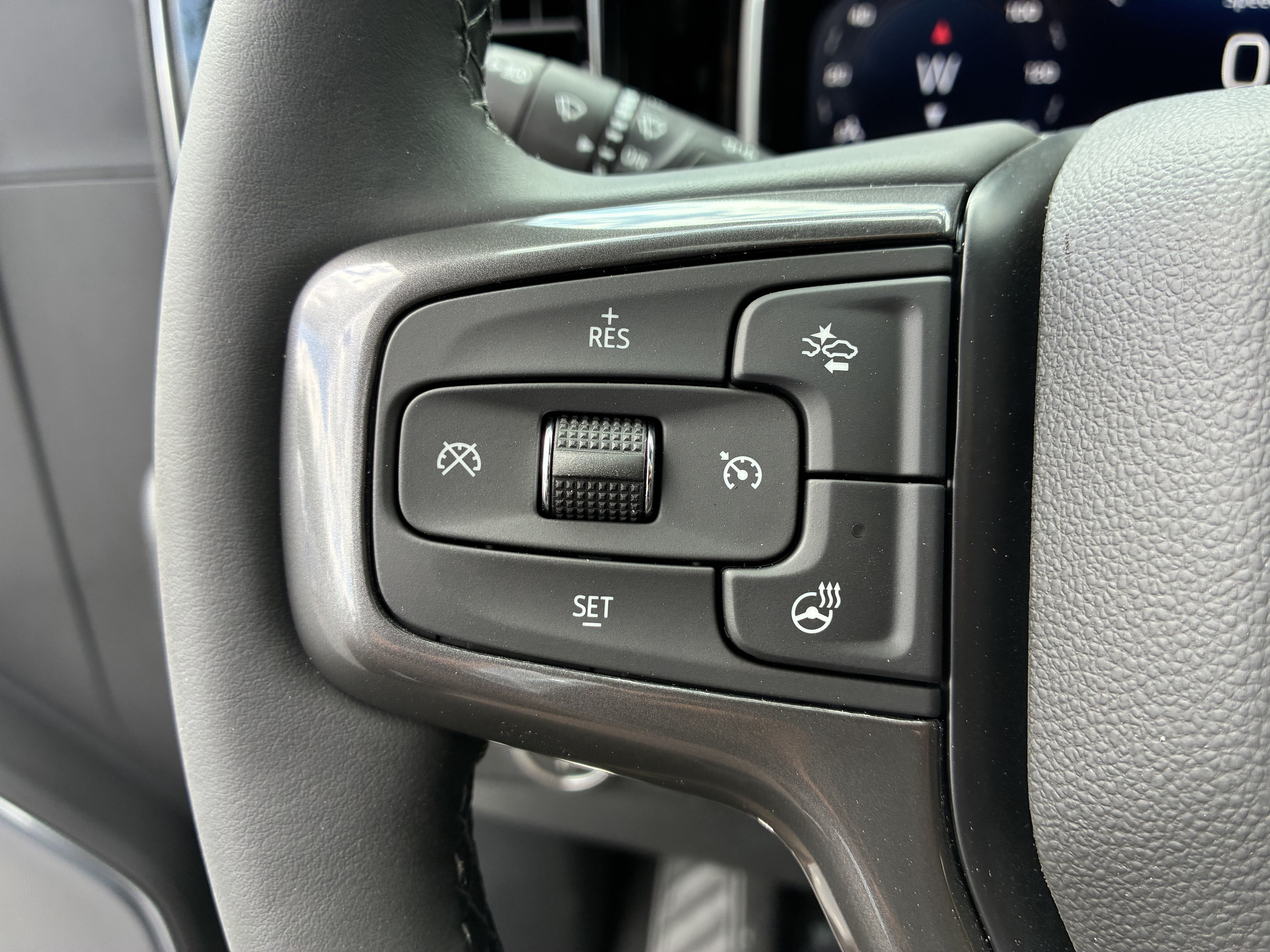 New 2026 Chevrolet Silverado 3500 High Country w/ High Country Premium Package AWD/4WD image 32