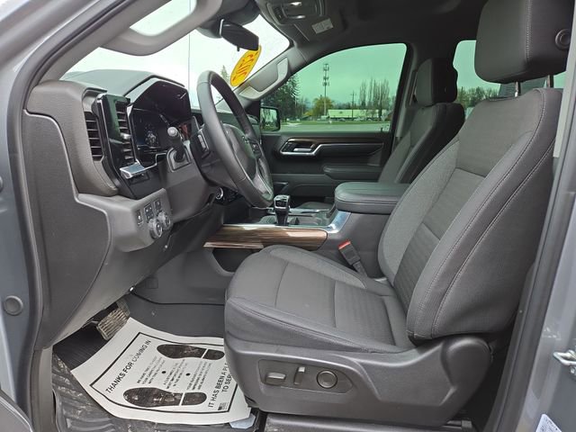 Used 2025 Chevrolet Silverado 1500 LT Trail Boss w/ Protection Package AWD/4WD image 2