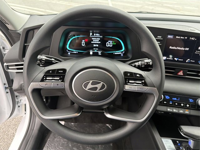 New 2026 Hyundai Elantra Blue image 23
