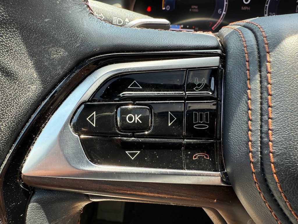 Used 2024 Jeep Grand Cherokee L Summit w/ Luxury Tech Group V AWD/4WD image 48