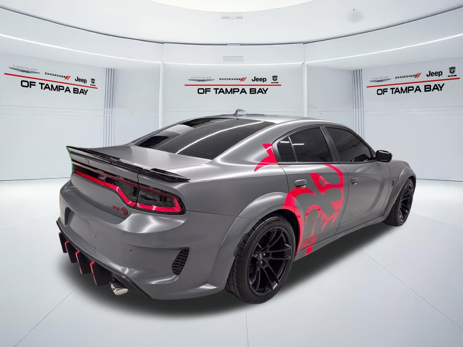 Used 2022 Dodge Charger SRT Hellcat w/ Harman/Kardon Audio Group RWD image 7