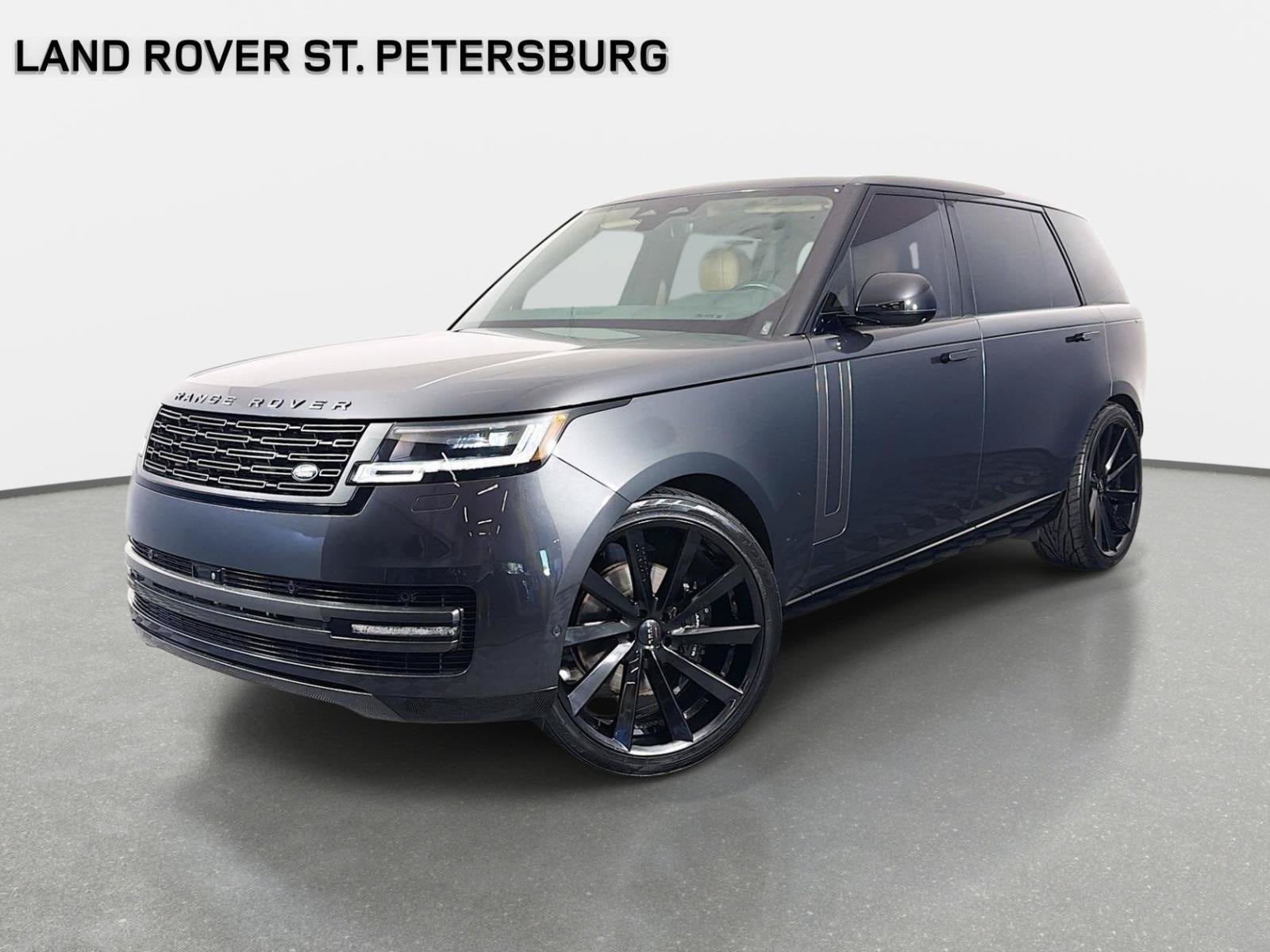 Used 2024 Land Rover Range Rover Long Wheelbase SE AWD/4WD image 1