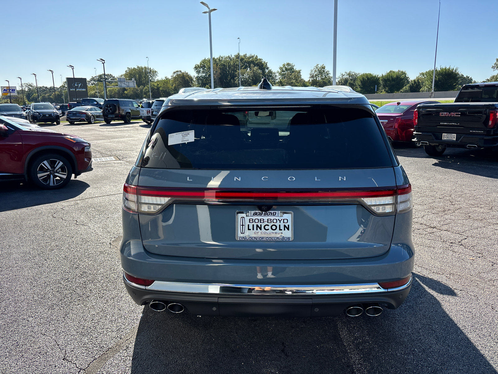 New 2026 Lincoln Aviator Reserve w/ Illumination Package AWD/4WD image 6