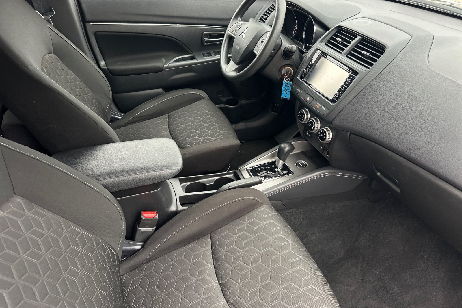 Used 2025 Mitsubishi Outlander Sport AWD image 15