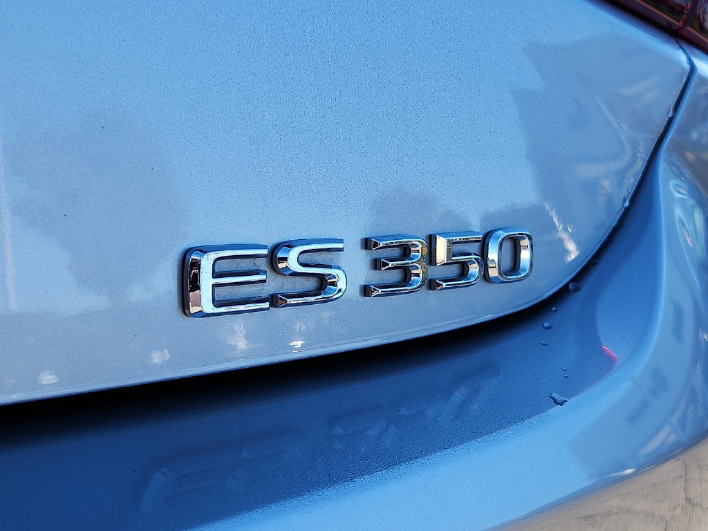 Used 2024 Lexus ES 350 w/ Premium Package FWD image 32