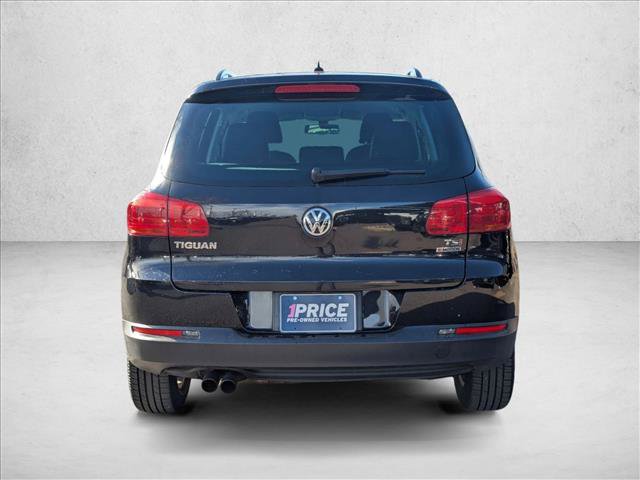 Used 2016 Volkswagen Tiguan S image 7