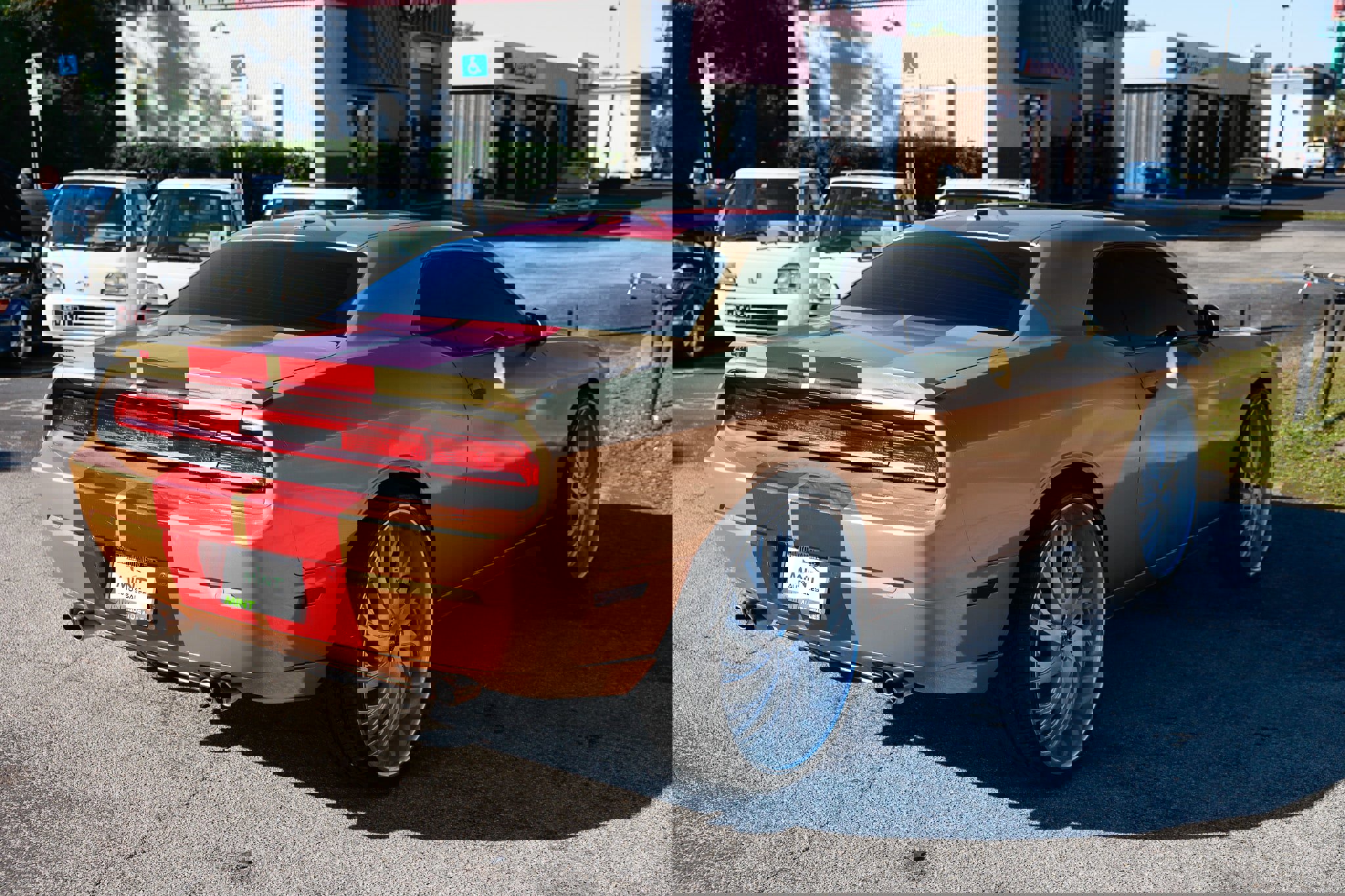 Used 2014 Dodge Challenger R/T image 16