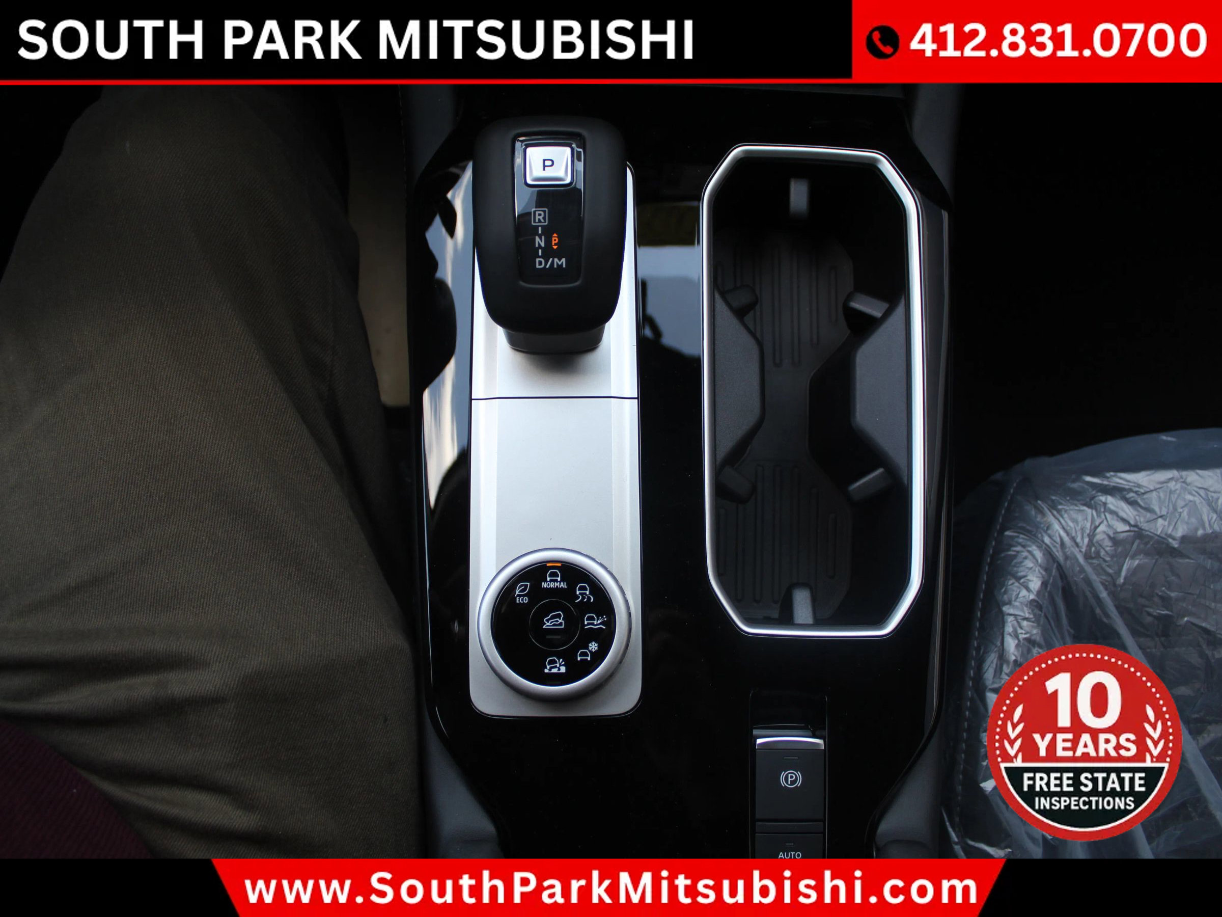 New 2025 Mitsubishi Outlander SE image 24