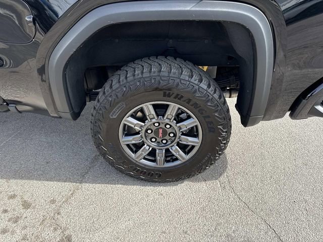 Used 2025 GMC Sierra 1500 AT4X image 31