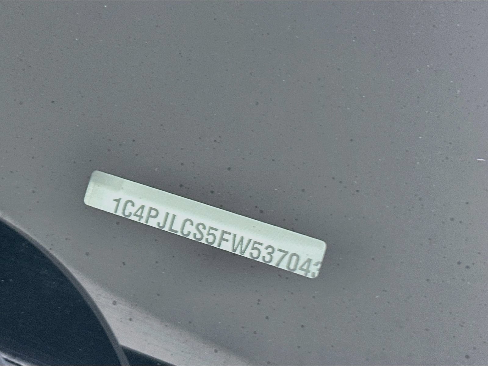 Used 2015 Jeep Cherokee Latitude w/ Cold Weather Group FWD image 29