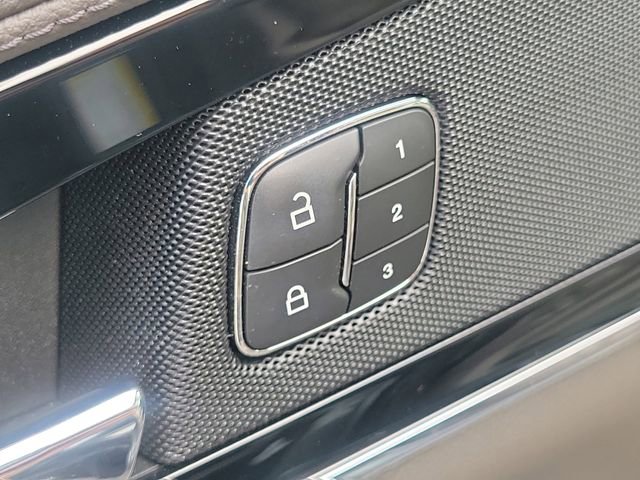 Used 2022 Lincoln Nautilus Reserve w/ Luxury Package image 23