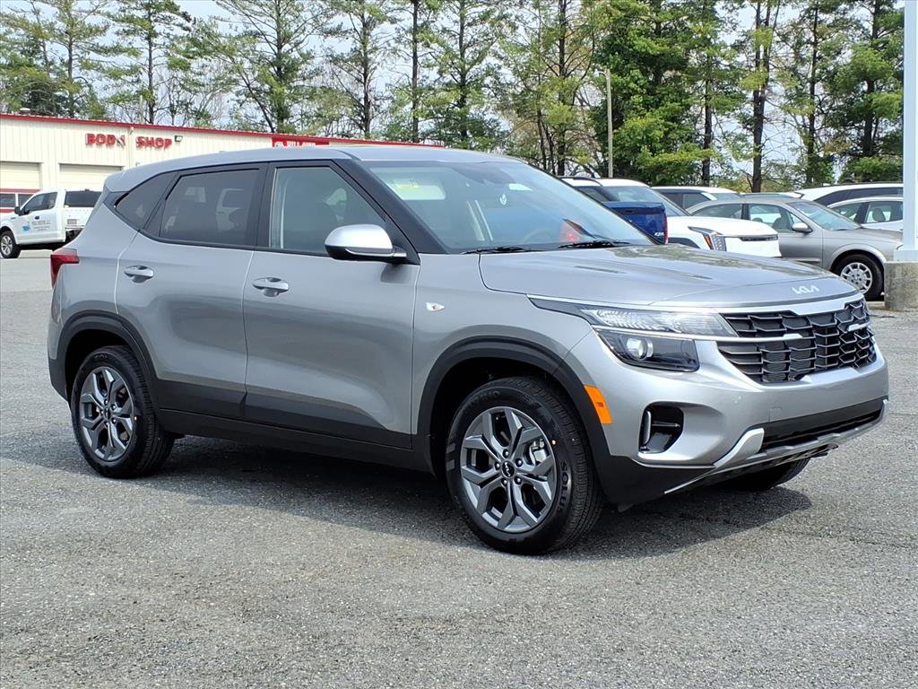 New 2026 Kia Seltos LX