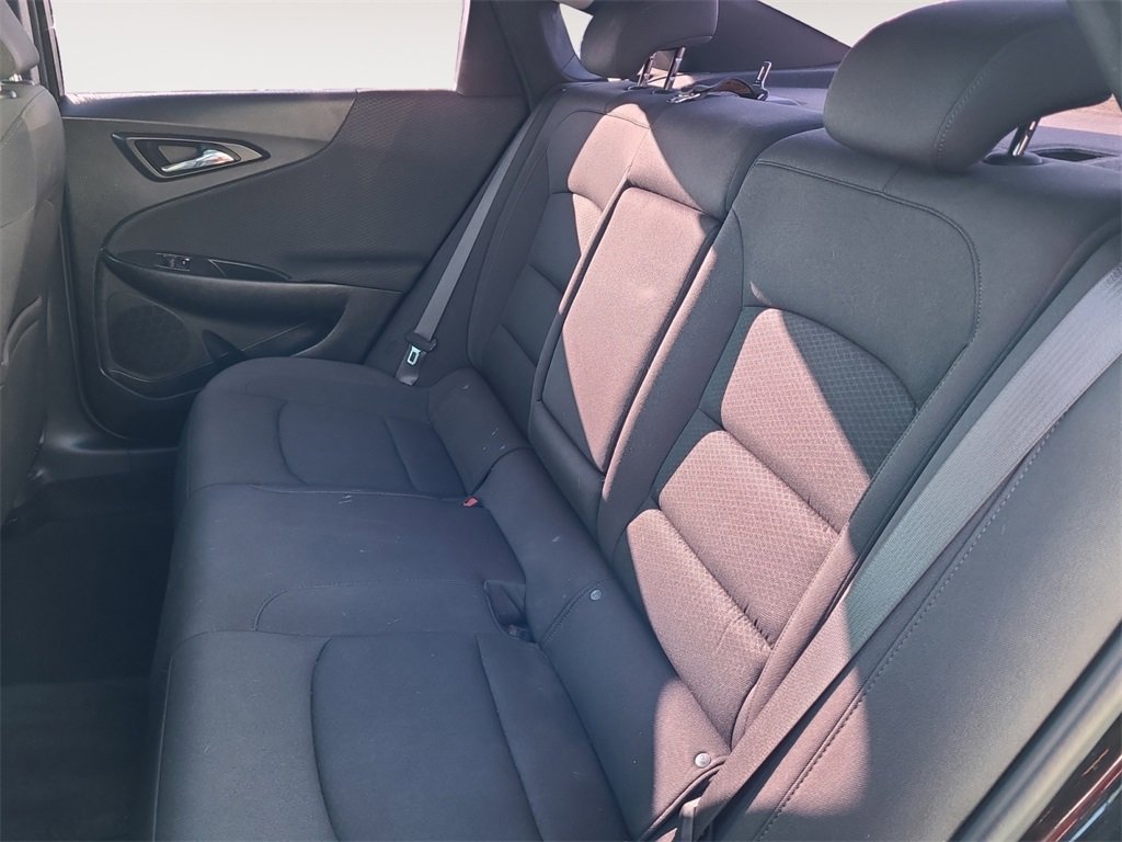 Used 2022 Chevrolet Malibu LT image 13