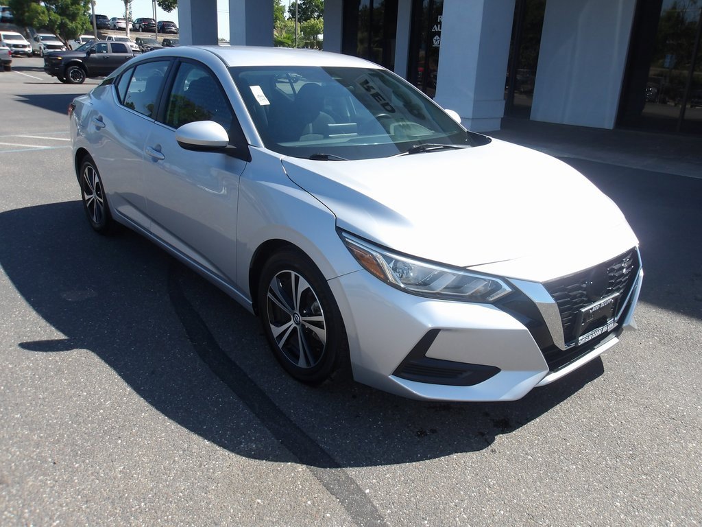 Used 2021 Nissan Sentra SV image 2