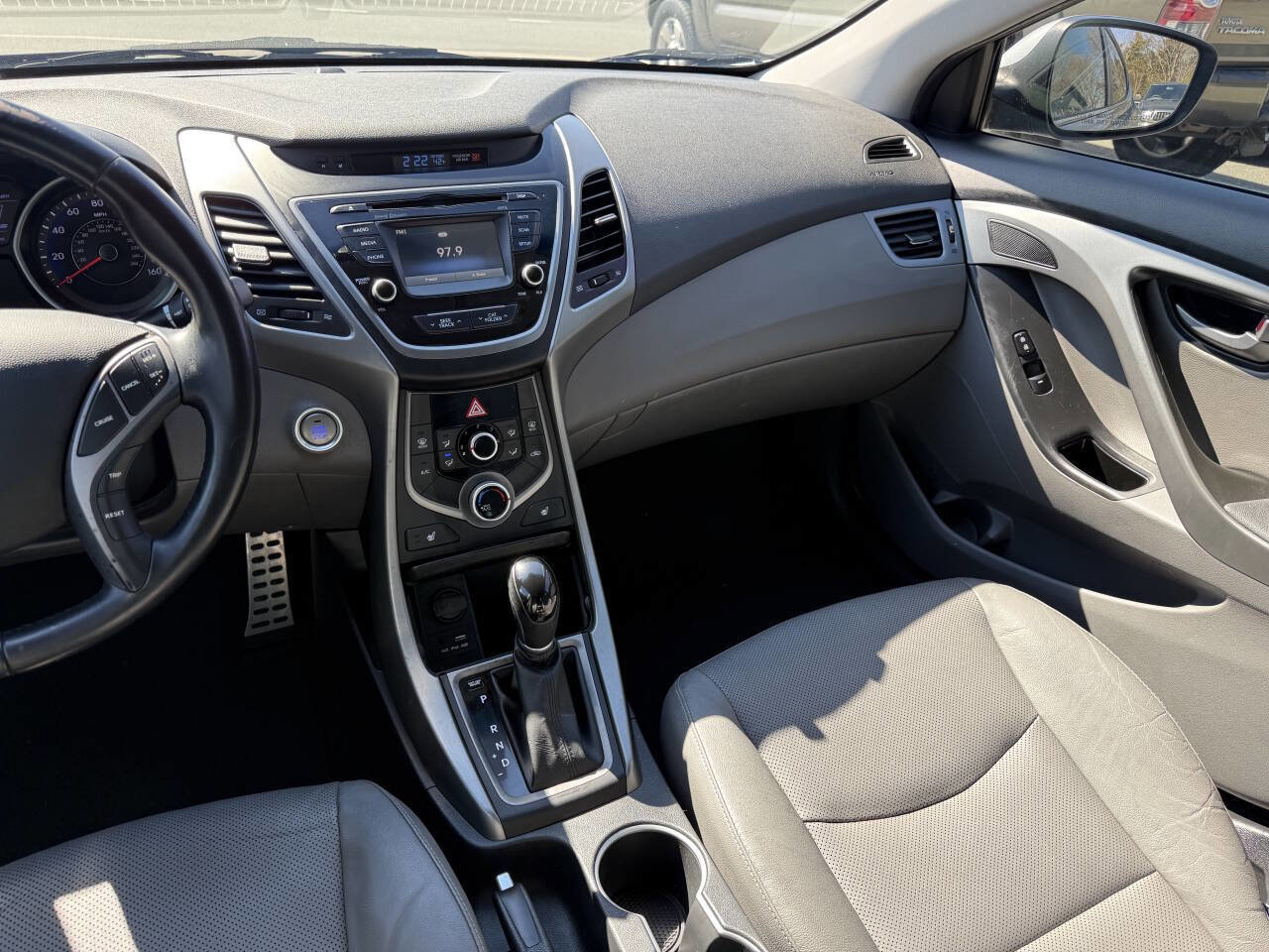 Used 2014 Hyundai Elantra Sport image 19