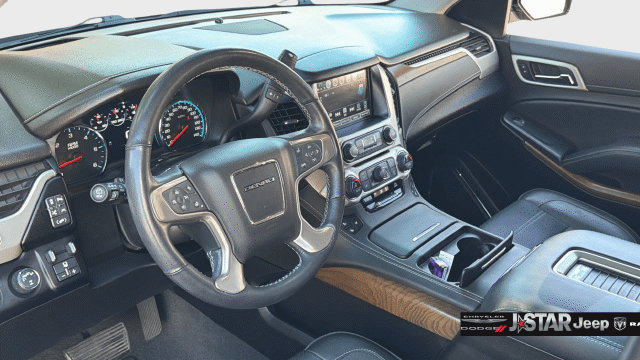 Used 2020 GMC Yukon Denali w/ Denali Ultimate Package AWD/4WD image 34