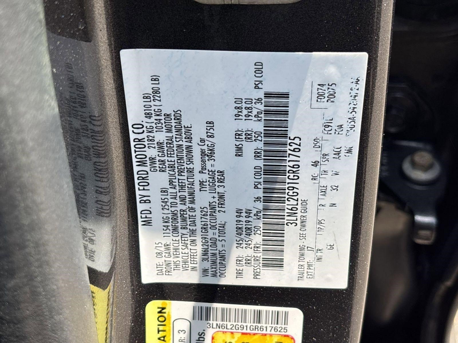 Used 2016 Lincoln MKZ w/ Equipment Group 300A Reserve FWD image 19