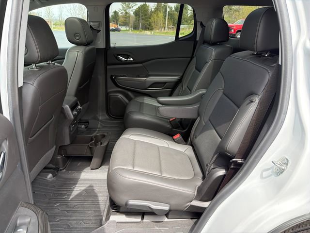 Used 2023 GMC Acadia SLT w/ Technology Package AWD/4WD image 30